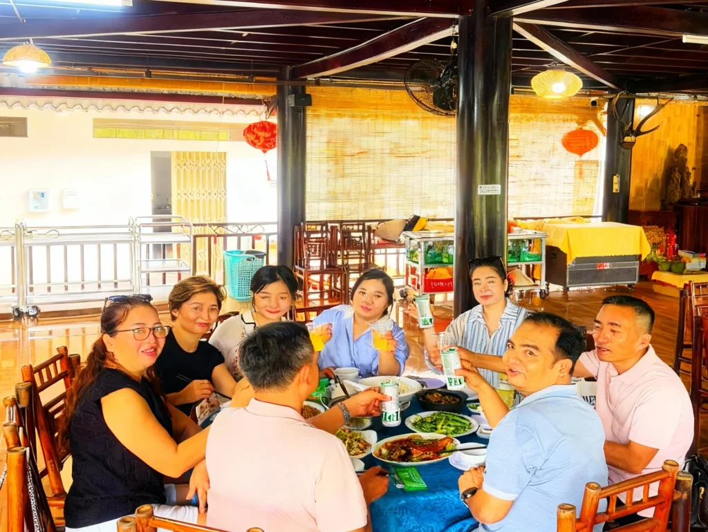 ktour-nha-trang-vinh-hy